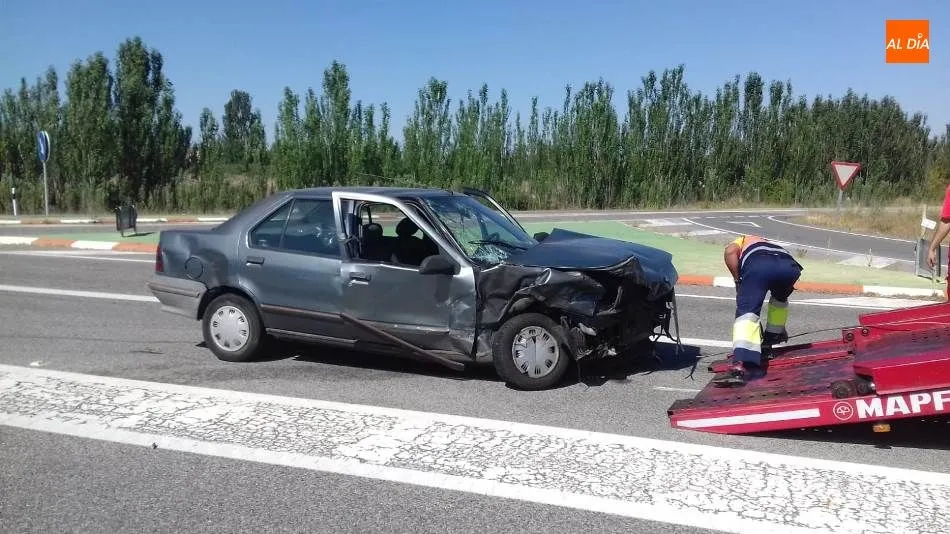 Estado de uno de los vehículos siniestrados