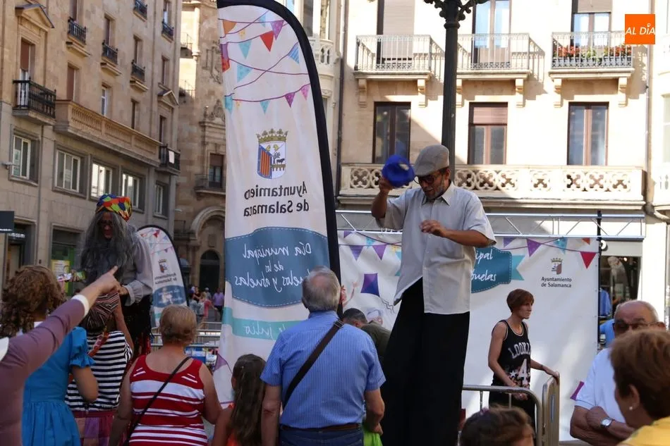 Éxito en el Día de los Abuelos / Víctor Sánchez