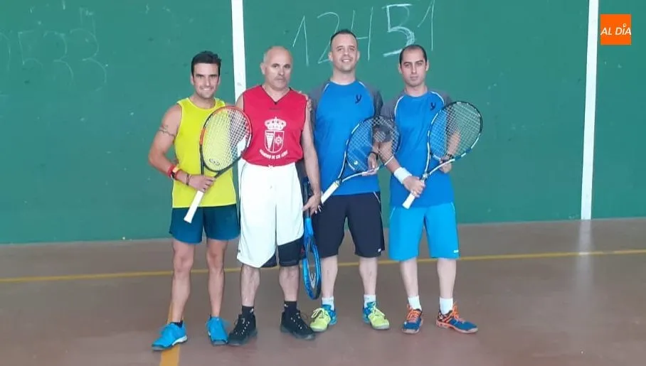 Fin de semana sin gloria para el frontenis ribereño  