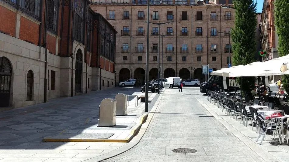 La asociación reclama pequeñas actuaciones ayudarían a favorecer el acceso y la percepción del edificio