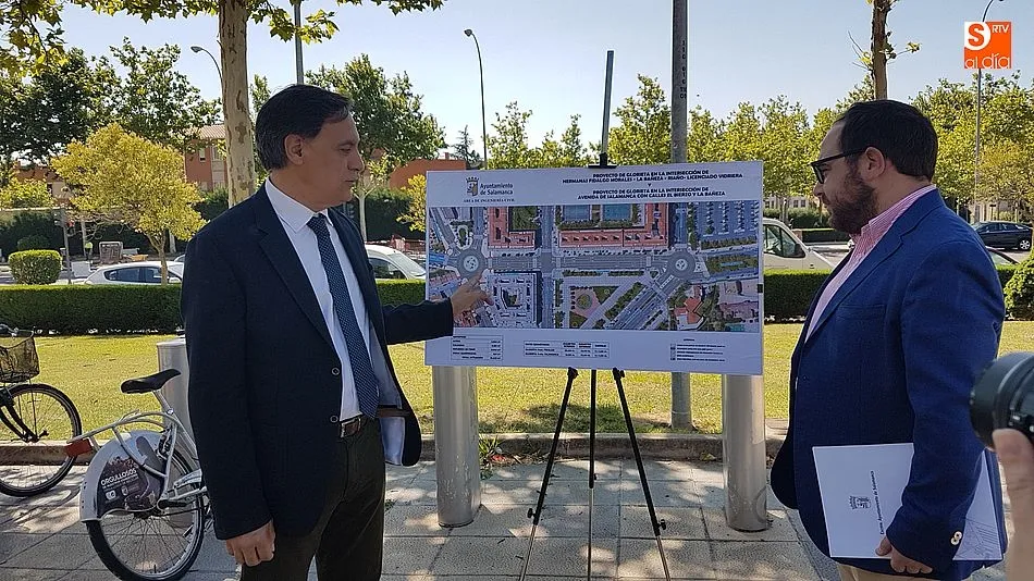 El alcalde de Salamanca, Carlos García Carbayo, en la presentación de una de las actuaciones urbanísticas