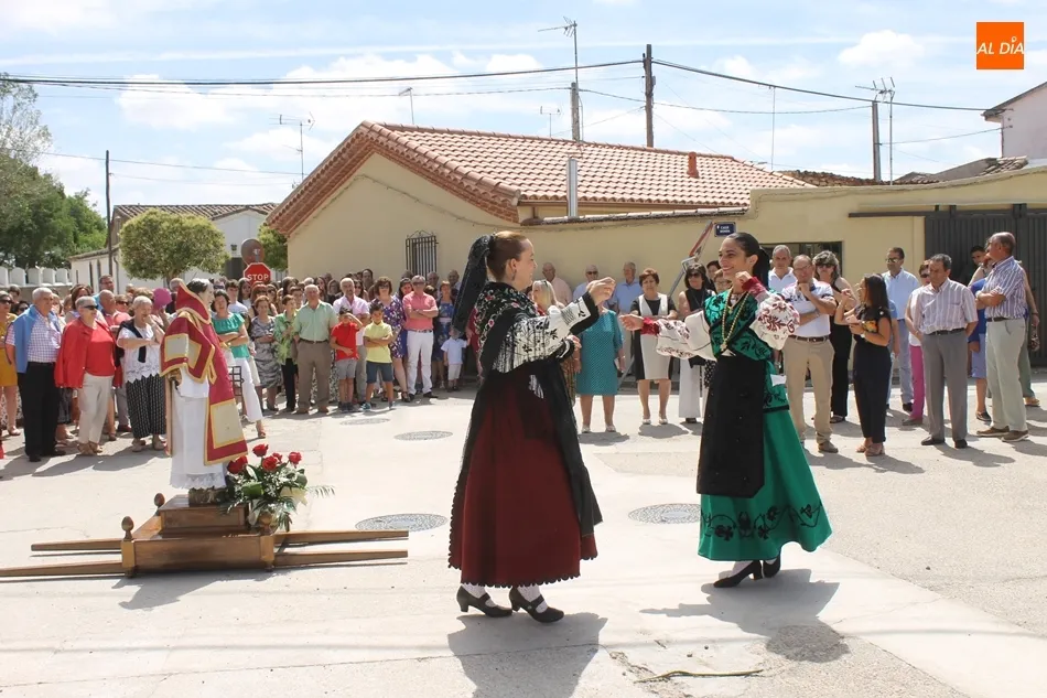 Procesión en honor a San Lorenzo, patrón de Rollán.