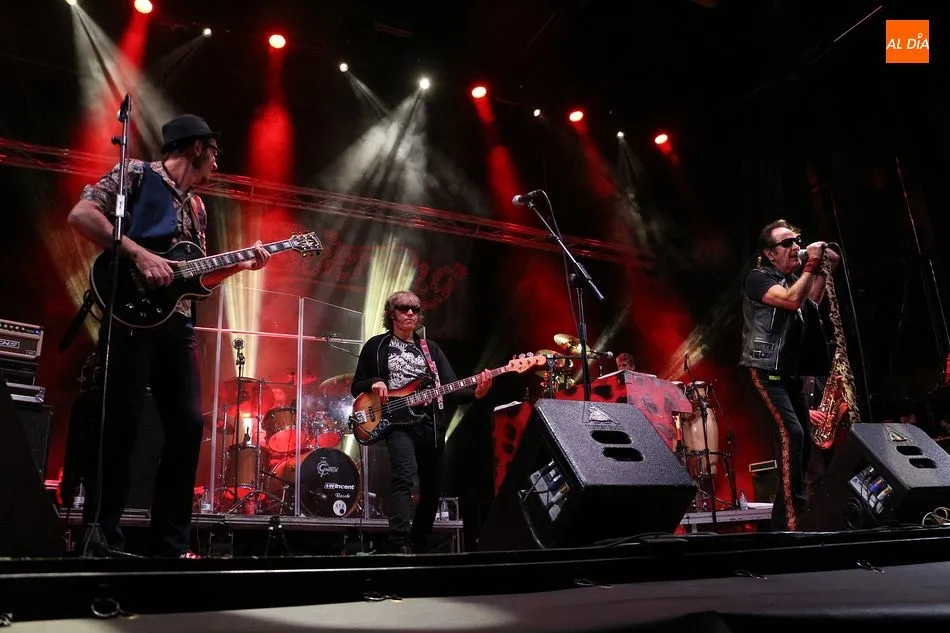 Burning en concierto en Guijuelo