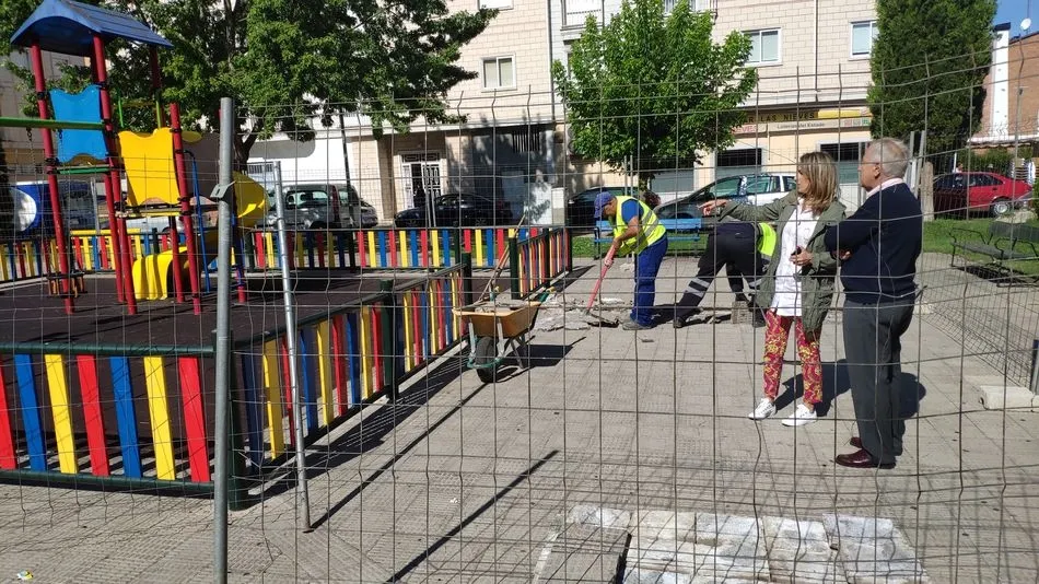 Comienzan las obras de remodelación de la Plaza Conde de Barcelona de Santa Marta  