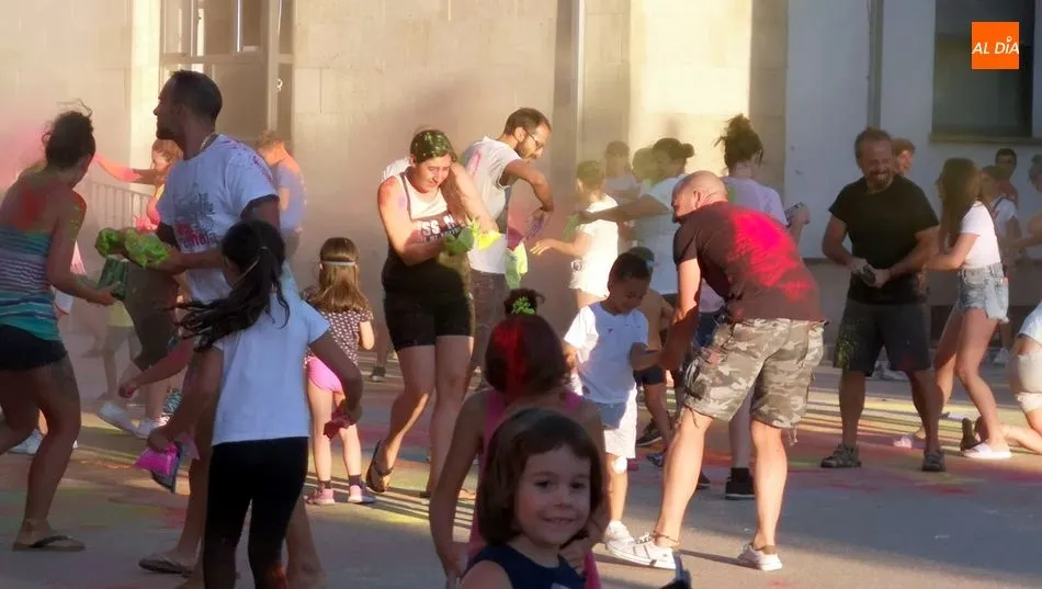 Los niños disfrutan de su gran día en las fiestas de verano de La Fregeneda