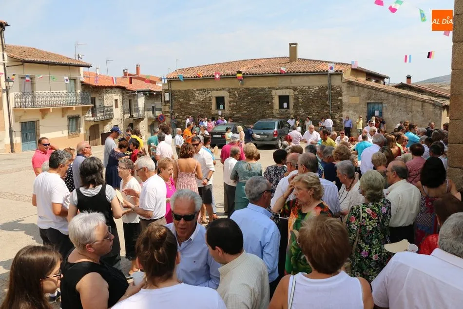 Misa, procesión y convite para honrar a San Sebastián en Vilvestre  