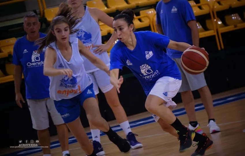 Domínguez, en un entrenamiento / @CBAvenida