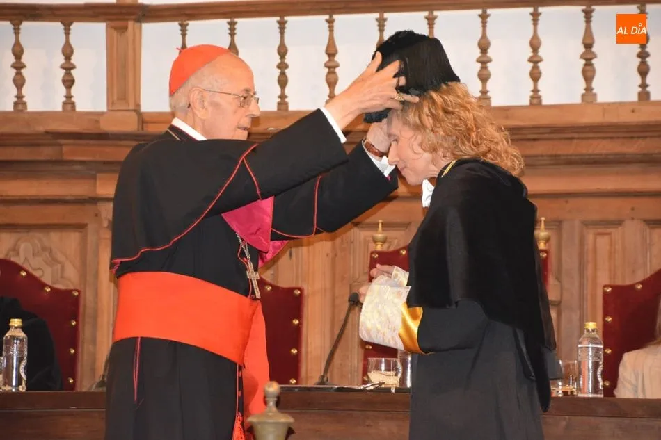 Toma de posesión de Mirian Cortés como rectora de la UPSA. Foto de Lydia González