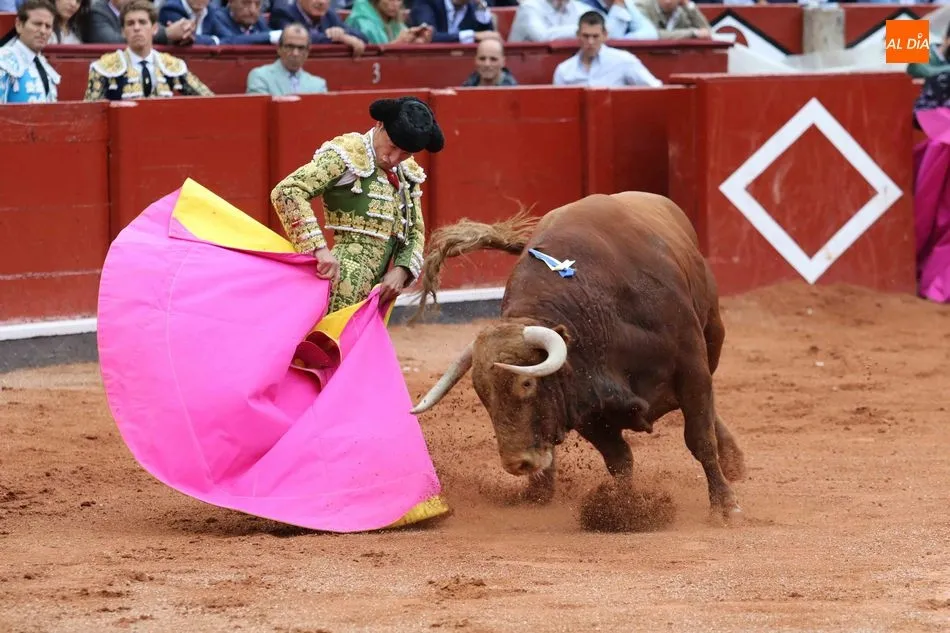 Urdiales firmó una faena de gusto. Foto: Miguel Hernández