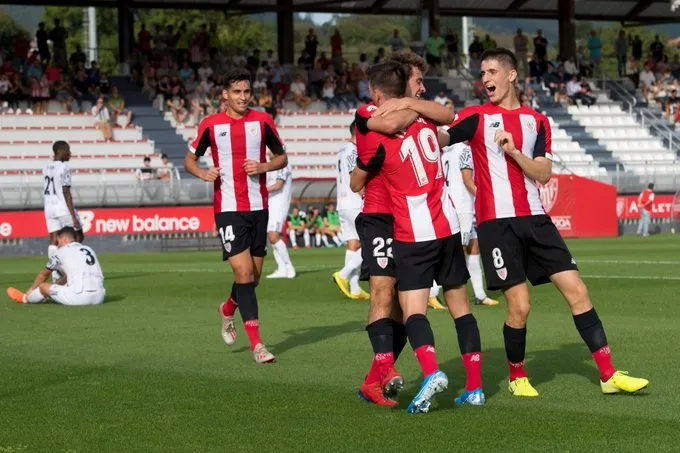 El Athletic B celebra un gol / TWITTER