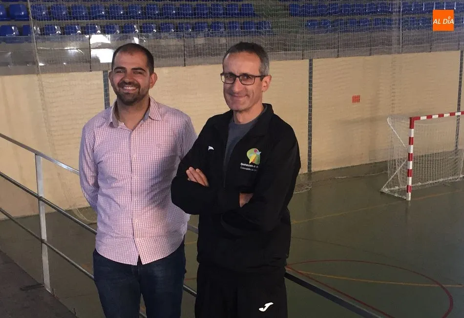 El concejal de Deportes, Carlos Arasa, y el coordinador de Deportes municipal, Melchor Herráez