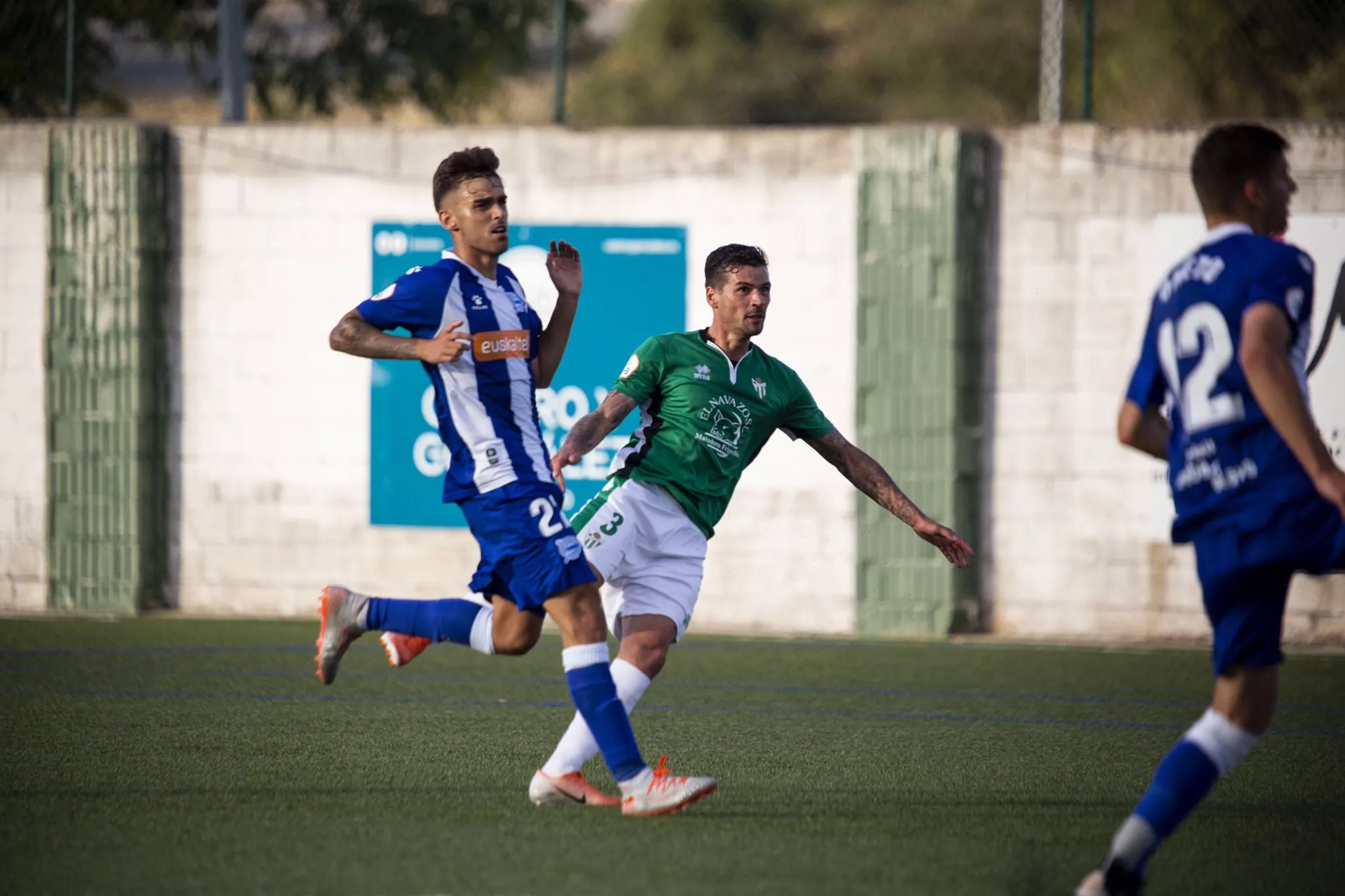 Razvan, ante el filial del Alavés