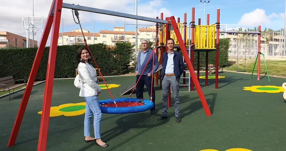 Miryam Rodríguez López, concejal de Medio Ambiente, en su visita a este parque