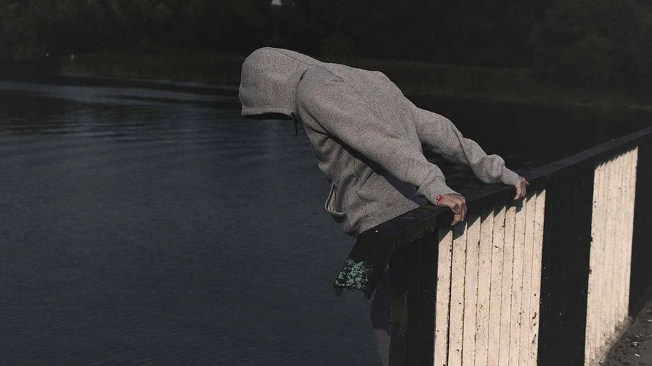 Aumenta el suicidio entre la población de 15 a 29 años