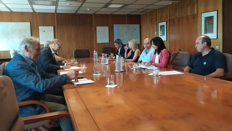 Momento de la reunión mantenida en la Secretaría de Estado de Energía