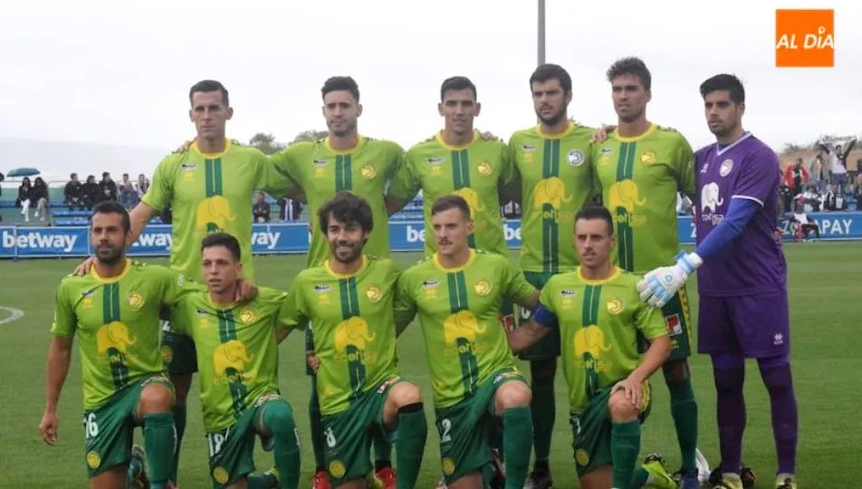 Once con el que Unionistas jugó ante el filial del Alavés. Foto de José Luis Cotobal