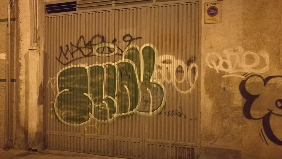 Una de las pintadas realizadas por estos jóvenes