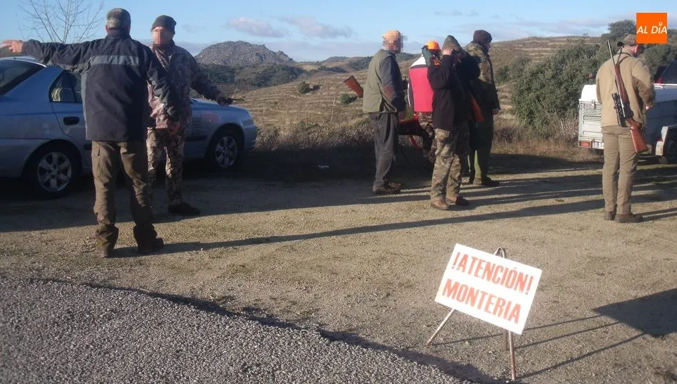 El recurso de incostitucionalidad presentado por el Defensor del Pueblo pone en riesgo la actividad cinegética en la comunidad / CORRAL