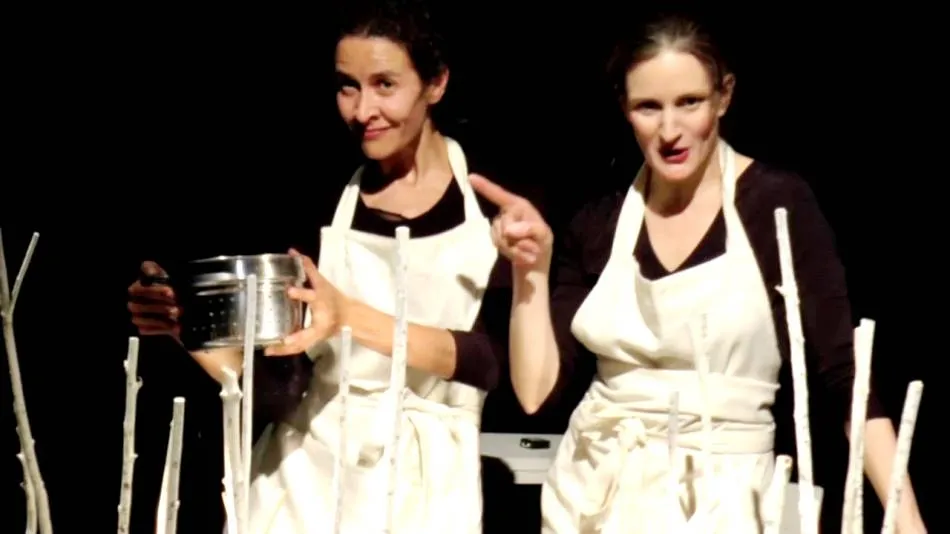 La Compañía de Lupe y Luisa ofrecerá  ‘En el bosque’, en la biblioteca Torrente Ballester, el sábado 12 de octubre