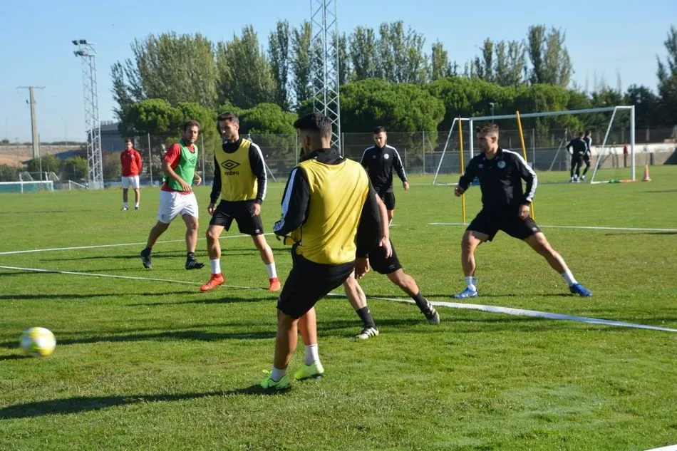 Un momento del entrenamiento en el Anexo / Lydia González