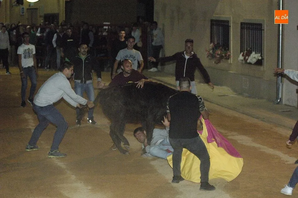 Uno de los mozos en un momento de apuros/Foto: Adrián M.Pastor