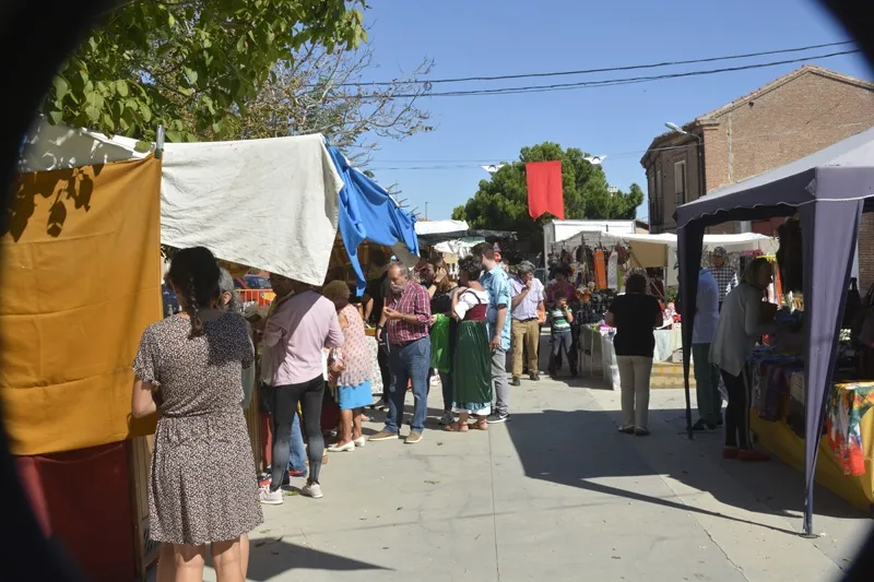 La VI Feria Mudéjar de Rágama se celebraba este sábado