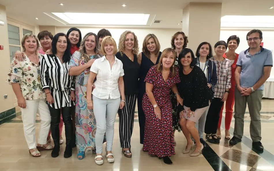 Feliz reencuentro de la promoción 1986-89 de la Escuela de Enfermería de Ávila