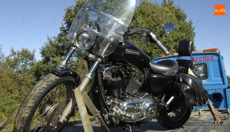 Estado de la moto en la que circulaba el fallecido, tras el accidente