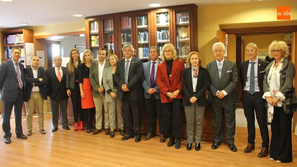 Participantes en la jornada Diálogos de la Torre del Clavero. Salamanca en positivo