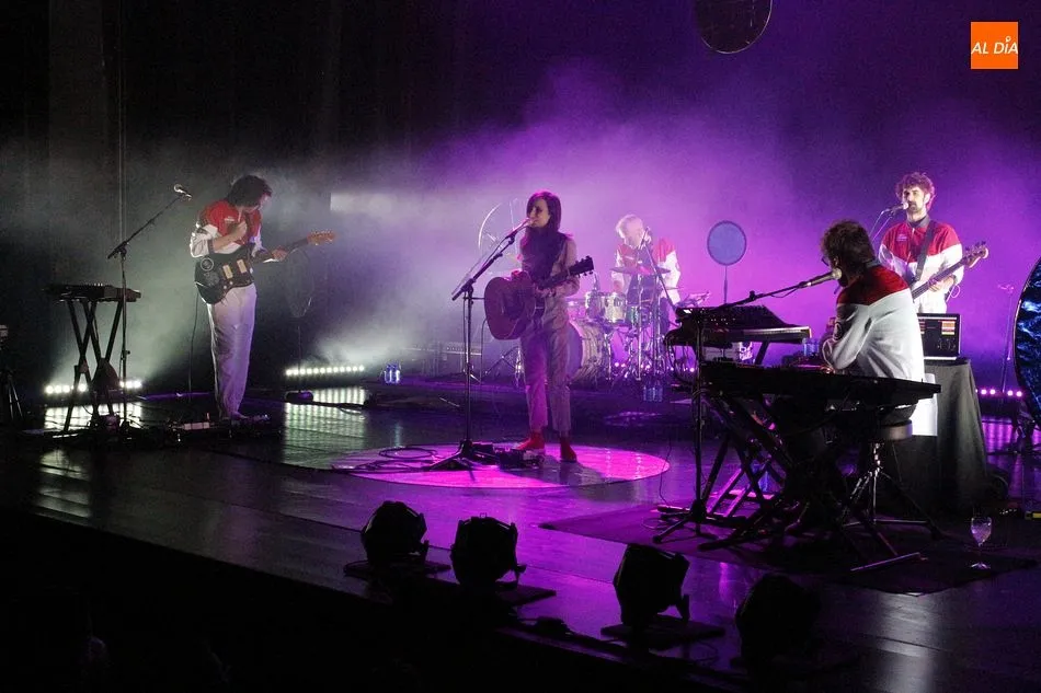 Actuación de Zahara en el Teatro Juan del Enzina, en marzo de este año