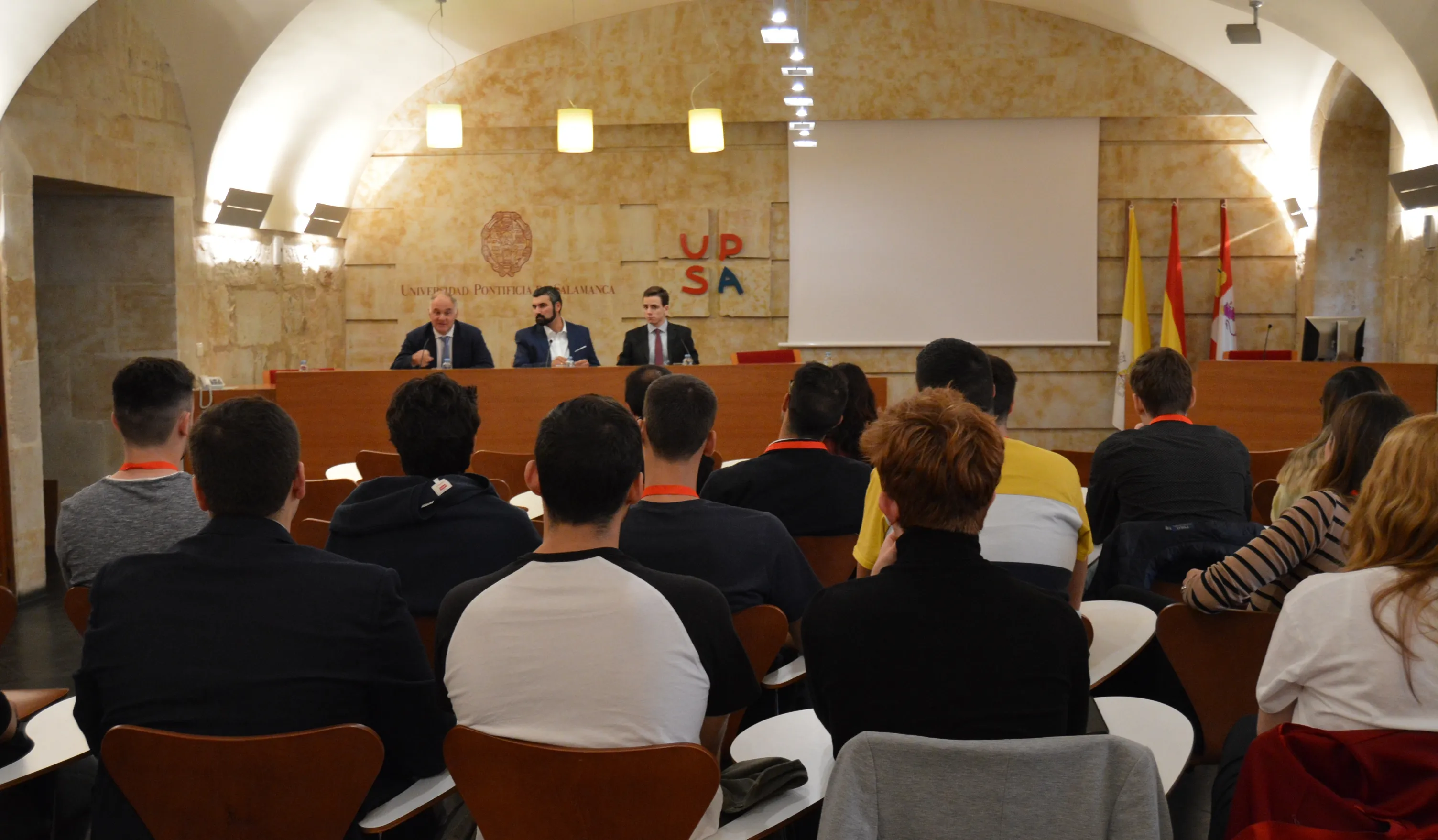 La Universidad Pontificia de Salamanca acoge el XLV Encuentro Nacional de la Asociación Española de Alumnos de Ciencias Económicas y Empresariales (AEALCEE)