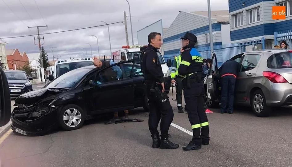 Estado de los dos vehículos implicados, tras este siniestro