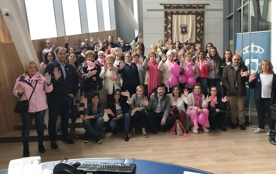 Guijuelo se ha sumado este viernes a la celebración del Día Mundial contra el Cáncer de Mama