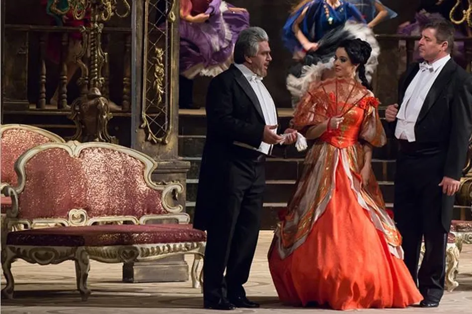 La Traviata, con la orquesta y coro de la Ópera Nacional de Moldavia