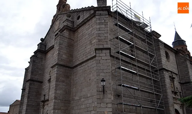 Los trabajos para el cambio de la cubierta en la iglesia parroquial comienzan en los próximos días