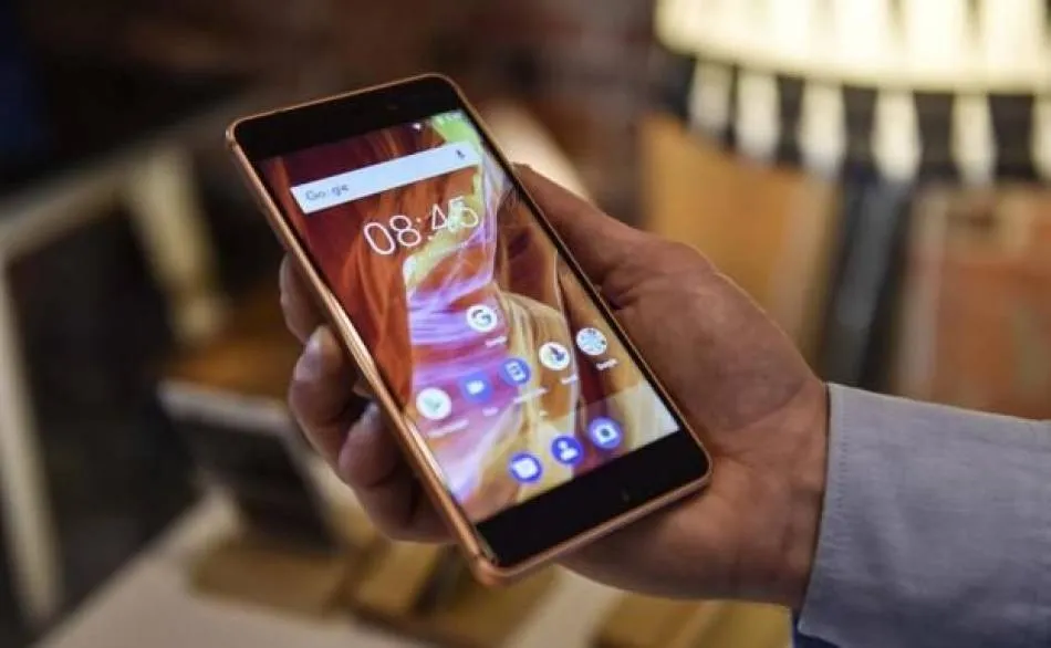 Cuidado con la información personal que dejamos en el móvil antes de venderlo o tirarlo