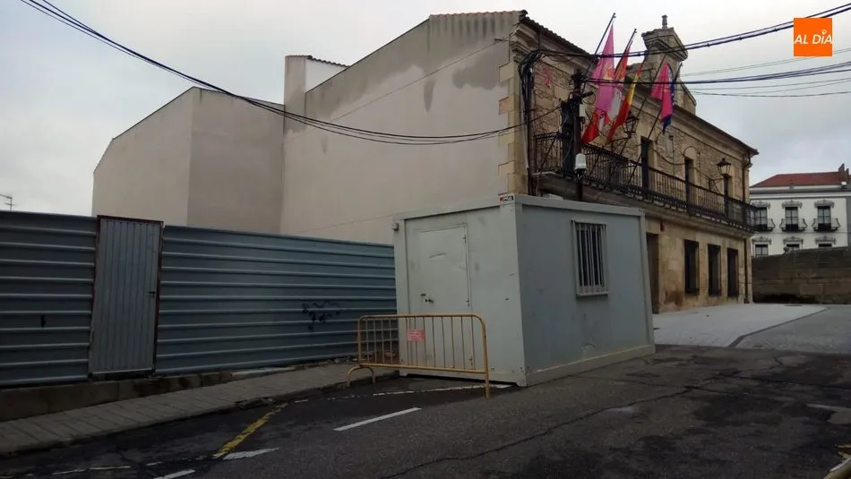 Instalada la caseta de obra para los nuevos juzgados de Vitigudino  