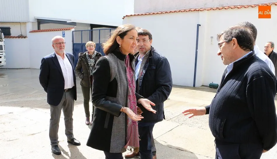 Visita de Reyes Maroto a Guijuelo, en abril de este año. Foto de archivo