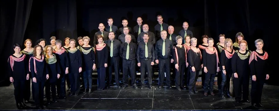 Integrantes de la coral Auzperri Abesbatza de Navarra