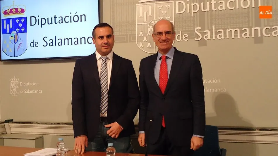 El diputado de Empleo y Desarrollo Rural, Antonio Labrador, y el presidente de la Diputación, Javier Iglesias