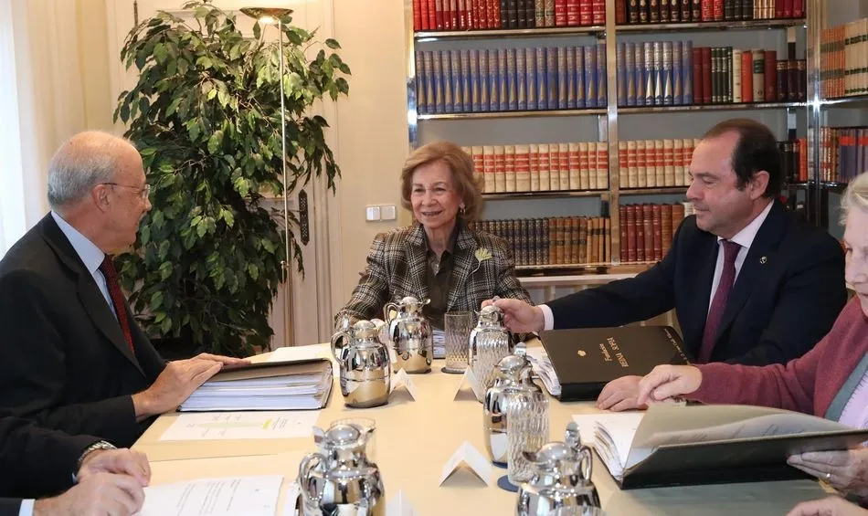 La reina Sofía ha presidido este martes la reunión ordinaria del Patronato de la Fundación Reina Sofía