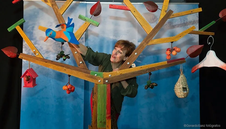 Representación de ‘Nidos’ de Teloncillo Teatro