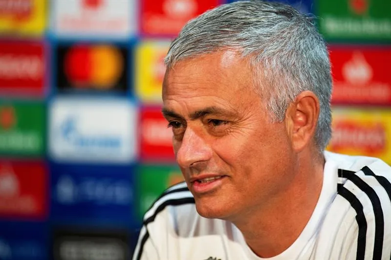 Mourinho, en una rueda de prensa / EP