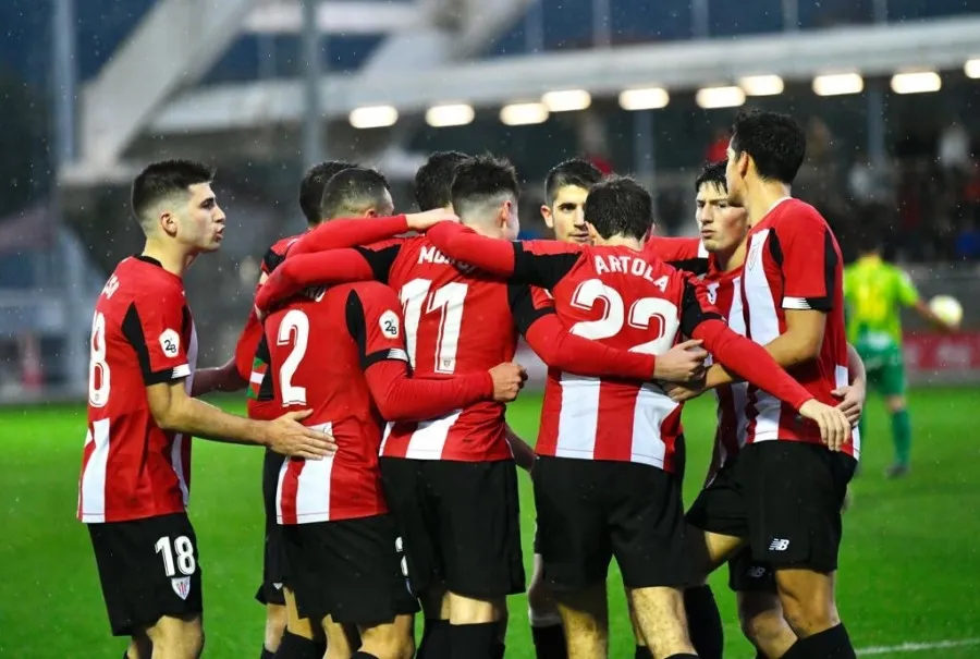 El Bilbao Athletic celebra un gol frente a Unionistas el pasado fin de semana / TWITTER