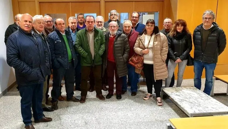 Grupo de alcaldes y concejales socialistas reunidos en Vitigudino