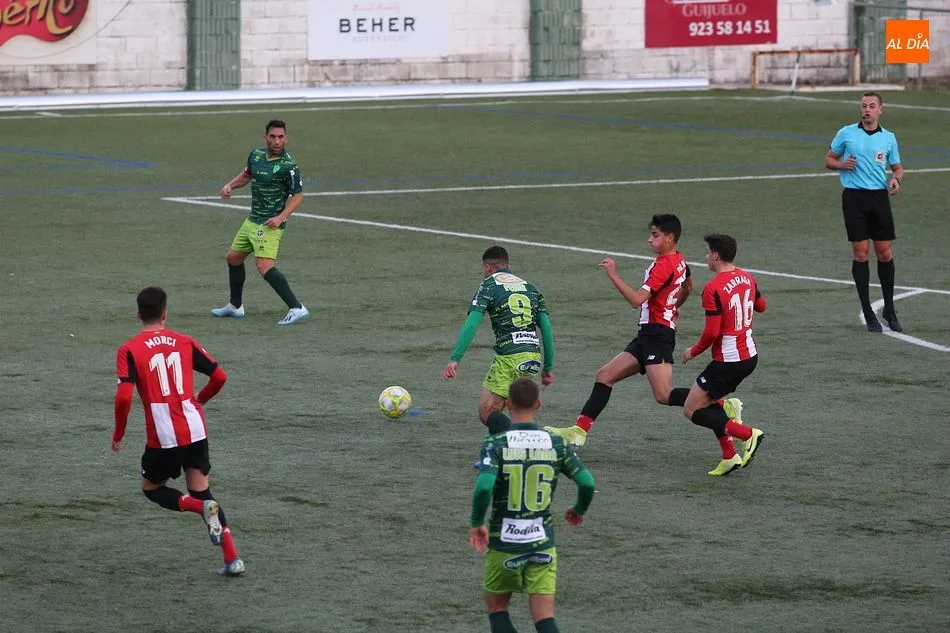 Fekir, en el Municipal, ante el Bilbao Athletic