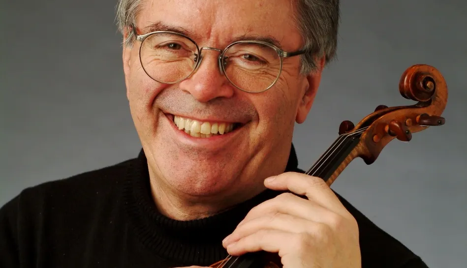 Andrew Dawes, destacado violinista