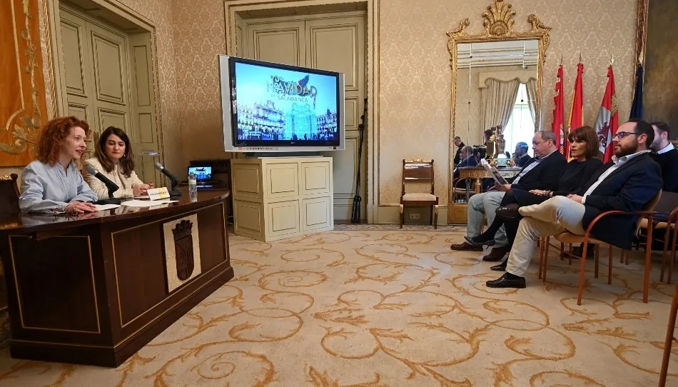 Rueda de prensa de la primera teniente de alcalde y concejala de Familia e Igualdad de Oportunidades, Ana Suárez, y la segunda teniente de alcalde y concejala de Educación, Cultura y Festejos, María Victoria Bermejo