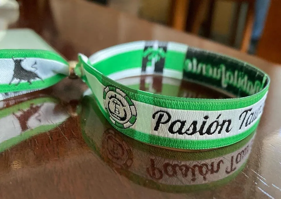Pasión Taurina Babilafuente saca a la venta pulseras solidarias