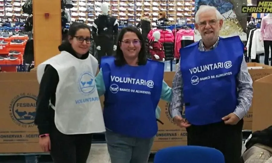 Voluntarios del Banco de Alimentos en el E. Leclerc Salamanca